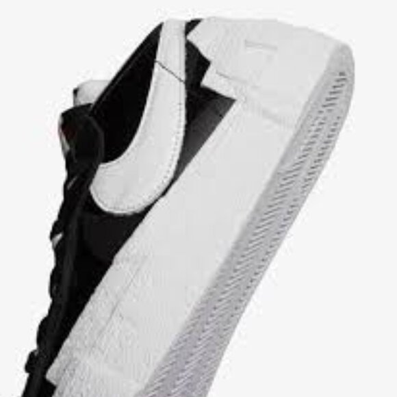 Nike Blazer Low Sacai Black Patent Leather size 11.5 DM6443-001 - Picture 10 of 11